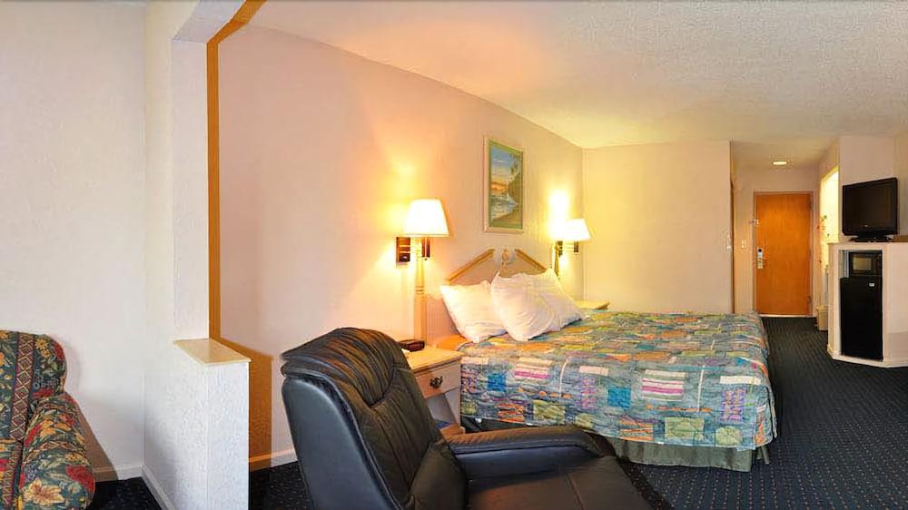 Days Inn By Wyndham Panama City/Callaway Exterior foto